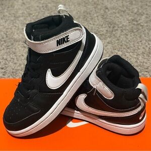 Nike Kids Court Burrough Hi-Tops